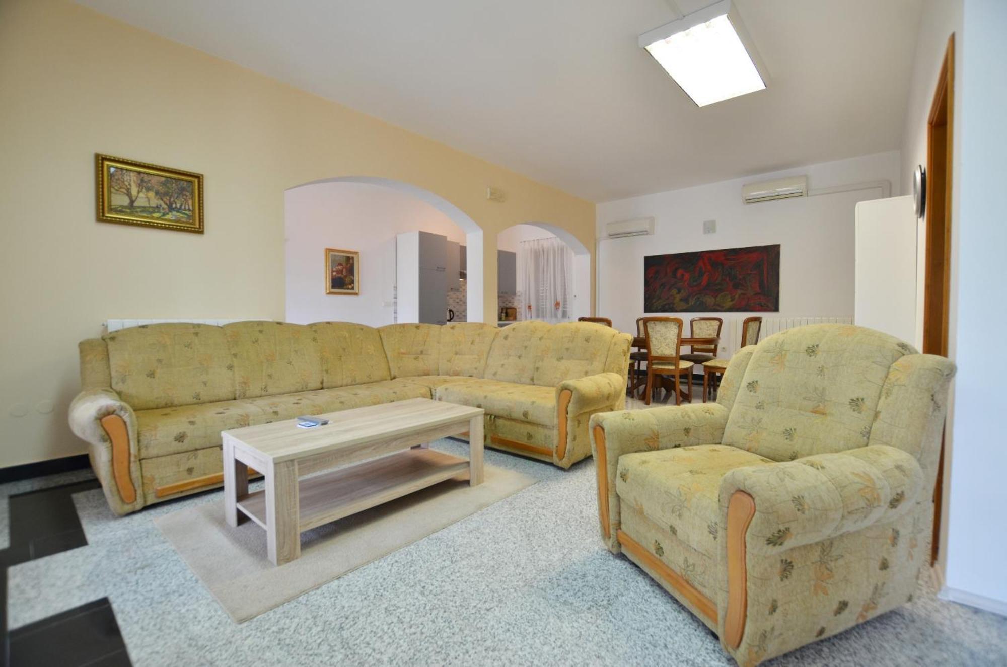 Zminj Apartments Bilik gambar